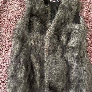 Faux Fur Vest!